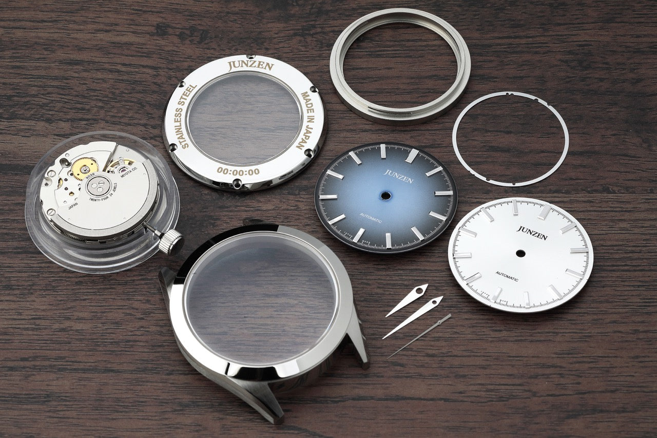 日本製の自動巻腕時計組立キット
